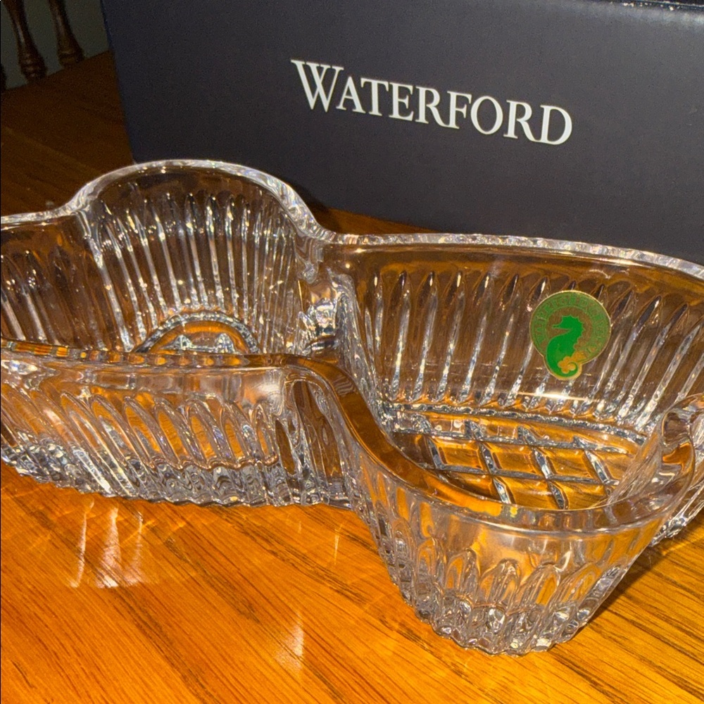 Waterford Crystal Heart Trinket Box - Picture 3 of 4
